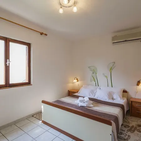 Villa Villaina Komiža