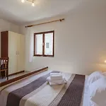 Vila Villaina