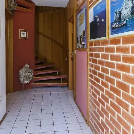 Villaina * Комижа