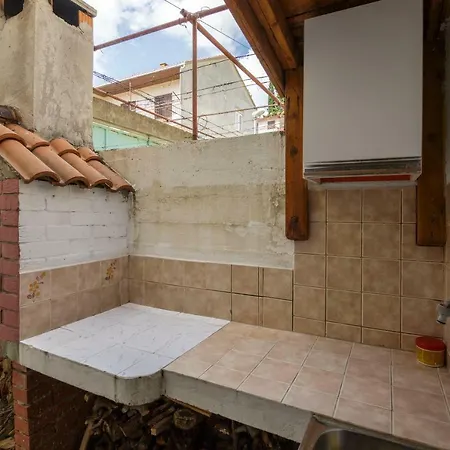 Villaina Vila Komiza