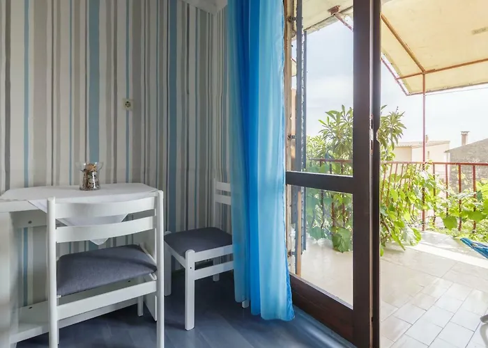 Villaina 빌라 코미자